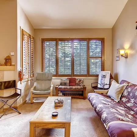 Cozy Northstar Village Condo Walk To The Gondola!